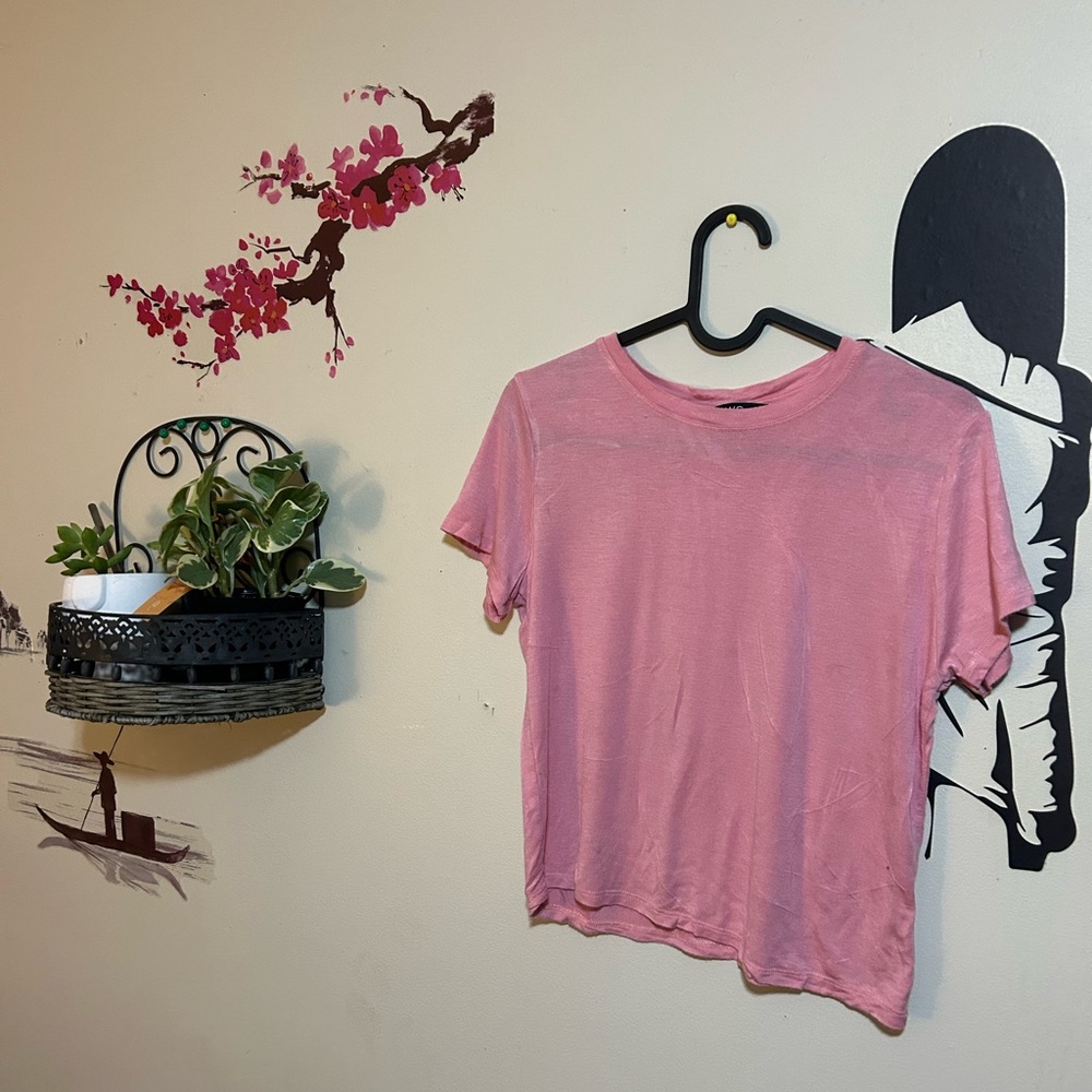 Pink Shirt - Picture 4 of 5